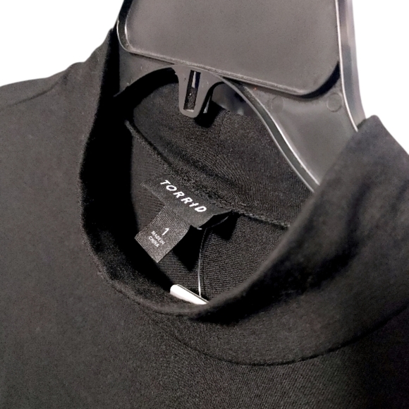 Torrid At The Knee Jersey Lace Sleeve Mock Neck Skater Dress Womens Plus Size 1X - Picture 9 of 13